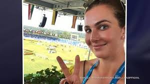 Lieber christian, entschuldigung, ich kann nicht am samstagnachmittag zum termin kommen. Lisa Muller Im Knappen Bikini So Freizugig Hat Sich Thomas Mullers Frau Noch Nie Gezeigt Videomapster