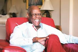 El artista, de 81 años, falleció a causa de un infarto en la clínica unión médica en la ciudad. Ssccuolww3gecm