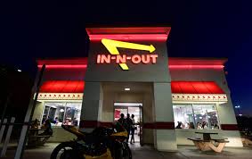 Ghislaine maxwell was arrested on july 2, 2020 on multiple charges related to the sexual abuse of young women and girls by jeffrey epstein. Ghislaine Maxwell Reportedly Spotted At An In N Out Burger