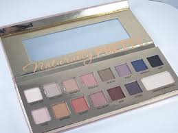 If you find matte eyeshadows to be a tricky thing, you are not alone. It Cosmetics Naturally Pretty Matte Luxe 15 Shades Eye Shadow Palette Authentic Ebay