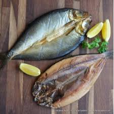 Smoked fish products purchased at pure food fish market last for two days out of the refrigerator and for up to three weeks in the refrigerator. How To Store Smoked Fish Best Before Guide Simply Oysters