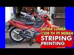 Modifikasi satria 2t drag bike 7 73 detik di kelas non built up 2t. Striping Satria Lumba Th 99 Merah Youtube