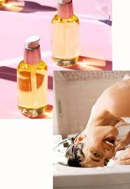 La tiktoker @audreyvictoria_ è diventata virale per un segreto su come avere capelli lucidissimi, quasi luccicanti, facendo il solito . 8 Trucchetti Per Avere Capelli Super Lucidi Thepowderoom