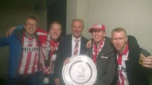 Dezember 1946 in helmond, provinz nordbrabant) ist ein ehemaliger van der kuijlen spielte insgesamt 18 saisons für die psv eindhoven und wurde dabei in den saisons 1965/66 (23 tore, zusammen mit piet kruiver), 1969/70. 4vfrsbw1fnfajm
