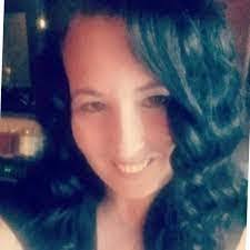 Daniell Pearson's Instagram, Twitter & Facebook