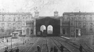 Der Hamburger Bahnhof In Berlin Um 1848 Wurde Noch Vor Dem Jahr 1900 Ausser Betrieb Genommen Berlin Geschichte Berlin Spree Historische Fotos