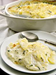 Julia Child S Gratin Dauphinois Au Gratin Potatoes Gratin Dauphinois Recipe Potatoes Au Gratin Potato Side Dishes