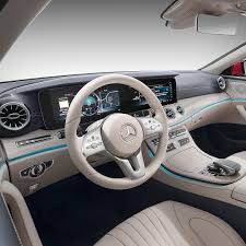 Mercedes Benz Cls 2019 E O Primeiro Modelo Com A Nova Linguagem De Design Externo Da Mercedes Benz Reconhecida Por Seus C Mercedes Benz Cls Benz Mercedes Benz