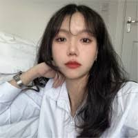 Alisa Chen's Instagram, Twitter & Facebook