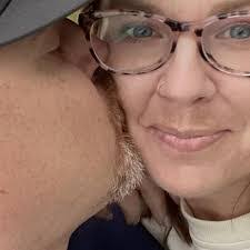 Cassie Erickson's Instagram, Twitter & Facebook