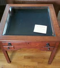 Lexington Furniture Bob Timberlake Collectors End Table W Display 833 956 Lexington Furniture End Tables Table