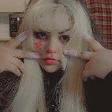 Thalia Meza (mezathalia123)