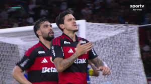 Aos 15 min do 1º tempo - assistência de Carrascal do Flamengo contra o Sampaio Corrêa-RJ