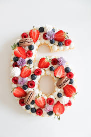 Number Cake Vanille Et Fruits Rouges Lyg En 2020 Gateau En Chiffre Gateau Aux Fruits Gateau Fruits Rouges