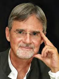 DESIGN THINKING, IN FIVE DAYS \ MEDILL EXPERIENCES \ HALL OF ACHIEVEMENT  CLASS OF 2017