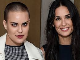 The youngest of bruce willis and demi moore's three daughters announced on instagram tuesday that she is engaged to film director dillon buss. Demi Moore S Daughter Tallulah Willis Celebrates Nine Months Of Sobriety 9celebrity
