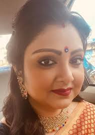 All decked up😊😊Hi all the lovely friends out there❤️❤️✋🏻✋🏻