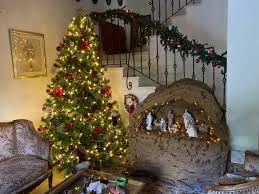 4 totally rushed christmas pics!!! Spreading Holiday Spirit With This Compilation Of Christmas Trees In Egyptian Homes Egyptian Streets