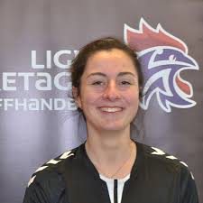 Chloé LE QUELLEC et Mathilde CAYEZ avec les bleues !