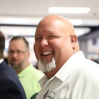 100+ perfiles de «Babb»