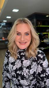 Transformando a primeira visita em uma experiência inesquecível! 💕  Movimento, luminosidade e estilo em cada detalhe., #loirodagreicy , #loira  #diva