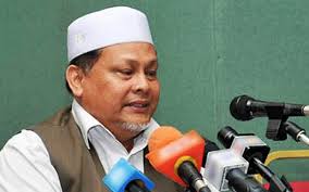 Nik Amar Nik Abdullah News (2+ Articles)