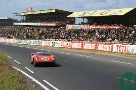 They hired a roster of hall of fame drivers and turned its gt40 car program over to shelby for improvements. Gallery 1964 Le Mans Winning Ferrari 275p