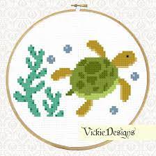 Discover the latest fashion trends with asos. Pin De Samantha Proffitt En Cross Stitch Toallas Punto De Cruz Cuadros Punto De Cruz Punto De Cruz Infantil