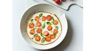 How to freeze egg white muffins. The Fast Diet 5 2 Recipes Egg White Omelette With Cherry Tomato300 500 Calories 5 2 Diet 5 2 Recipes Fast Weig Healthy Diet Recipes Food 52 Tomato Healthy