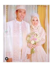 Mereka adalah ustadz abdul somad (uas), ustadz arifin ilham, ustadz yusuf mansur, ustadz abdullah gymnasbar (aa gym), dan habib rizieq shihab. 7 Potret Resepsi Pernikahan Ustaz Abdul Somad Digelar Tertutup Di Ponorogo