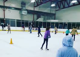 Learn how to play ice hockey with this free video lesson. Places To Go Ice Skating In Austin