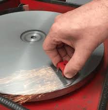 How frequently should i sharpen my clipper blade? Best Sharpener For Clipper Blades My Beard Gang