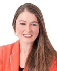 Rachel Sauter's Instagram, Twitter & Facebook