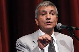 Con tutta la fatica fatta per abituarmi a un puttaniere? Vendola La Nascita Di Tobia E Un Caso Politico