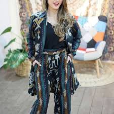 Amaris kaos kaki baby motif sepatu. Jual Setelan Kain Tenun Troso Jepara Ethnic Motif Pilih Kab Jepara Kaintenunindonesia Tokopedia