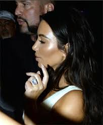 Kim kardashian went out without her wedding ring from kanye west on the eve before she filed for divorce. Kim Kardashian Gets Flawless 20 Carat Stunner To Complement Her 15 Carat Engagement Diamond Matthew Erickson Jewelers