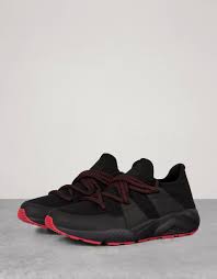 Bershka United Kingdom Men S Technical Sports Shoes With Contrasting Sole Shoes Sneakers Sports Shoes