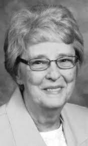 Ruth Elledge's Instagram, Twitter & Facebook