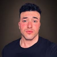 50+ perfiles de «Abel Serrano»