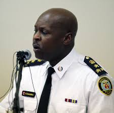 Be proficient in the english and/or french languages. Mark Saunders Police Officer Wikipedia