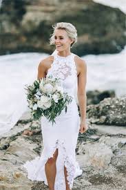 Short wedding dresses can also look attractive and beautiful and they can also make you feel like a fairytale princess. 68 Beautiful And Relaxed Beach Wedding Dresses Weddingomania