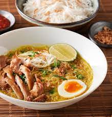 In a food processor, grind the garlic, ginger, and shallots into a rough paste. Soto Ayam Indonesian Chicken Noodle Soup Glebe Kitchen