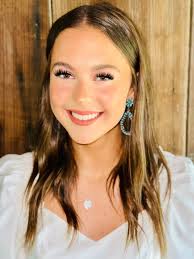 MEET THE CONTESTANTS