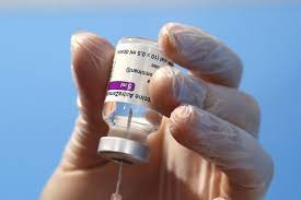 Developed by oxford university and astrazeneca, it is given by intramuscular injection, using as a vector the modified chimpanzee adenovirus chadox1. Who Authorizes Astrazeneca S Covid Vaccine For Emergency Use