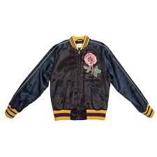 Gucci 50it Silk Jacket L Aveugle Par Amour Embroidered Flowers Snake And A Bee Silk Jacket Jackets Clothes Design