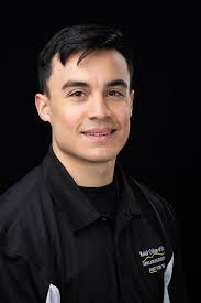 Aj Deleon's Instagram, Twitter & Facebook