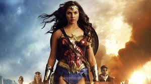 Antes de cumplir los 20 años se impuso como miss israel y, a pesar de no hacer lo mismo en miss universo,. De Miss Israeli A Wonder Woman La Trayectoria De Gal Gadot A Sus 36 Anos Infobae