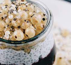 Das perfekte rezept zum abnehmen ohne zu hungern! Gesundes Trendfruhstuck Overnight Oats Mit Chia Haferflocken Obst Foodblog Rezepte Furs Fruhstuck Mittag Und Abendbrot