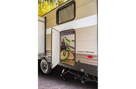 Queen bed flip out sofa 82 x 78 ramp door when you need a camper with a little extra room for. 2018 Wildwood By Forest River 180rt Wildwood Fsx Travel Trailers East For Sale In Timmins On Riverside Rv And Motorsports Timmins On 866 795 0445