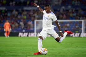 They later joined with their city rivals real fortuna football club to form celta de vigo. Yappo0amhnziwm